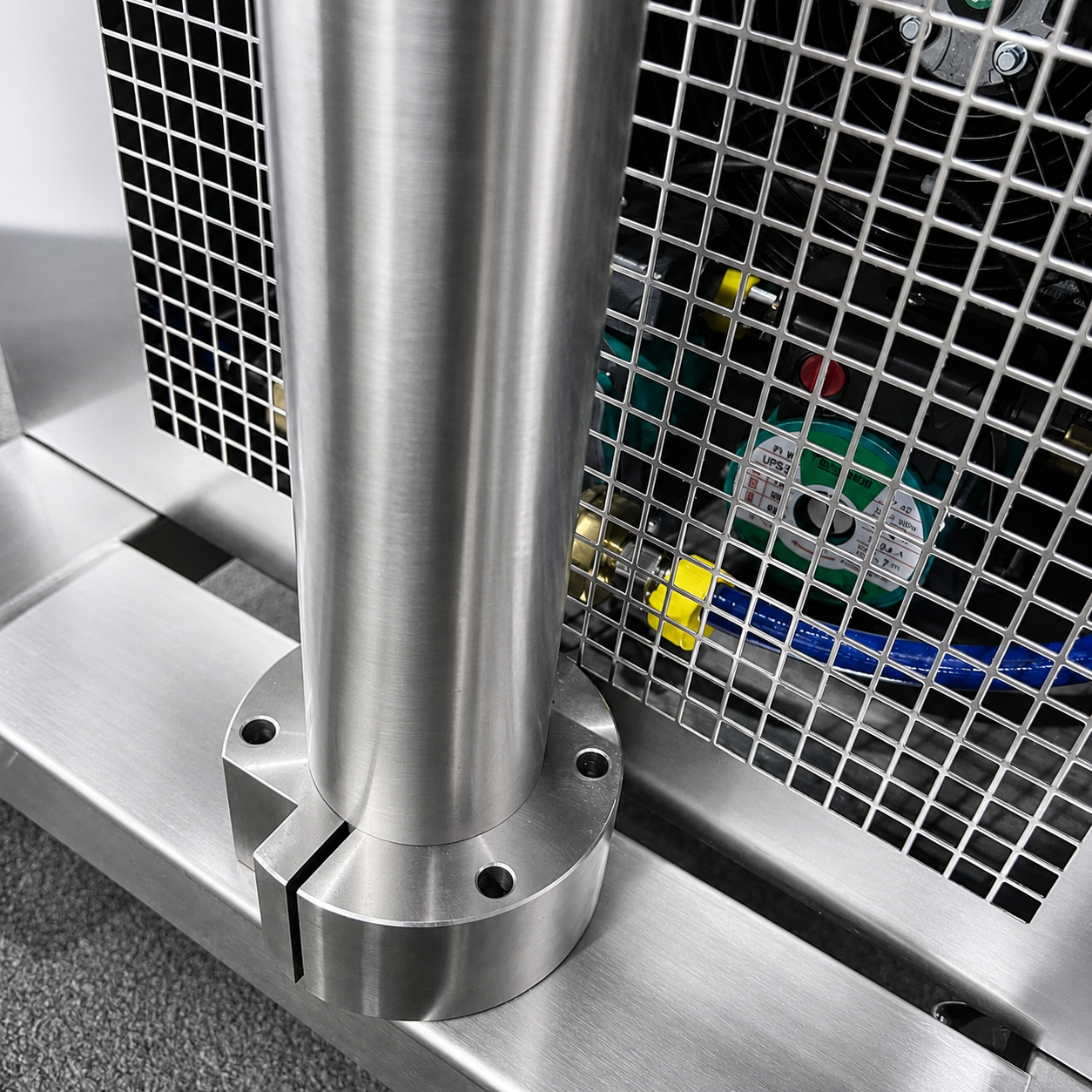 Water-Cooled Induction Sealer for Conic or Pointed-Tip Caps E-IND-4000
