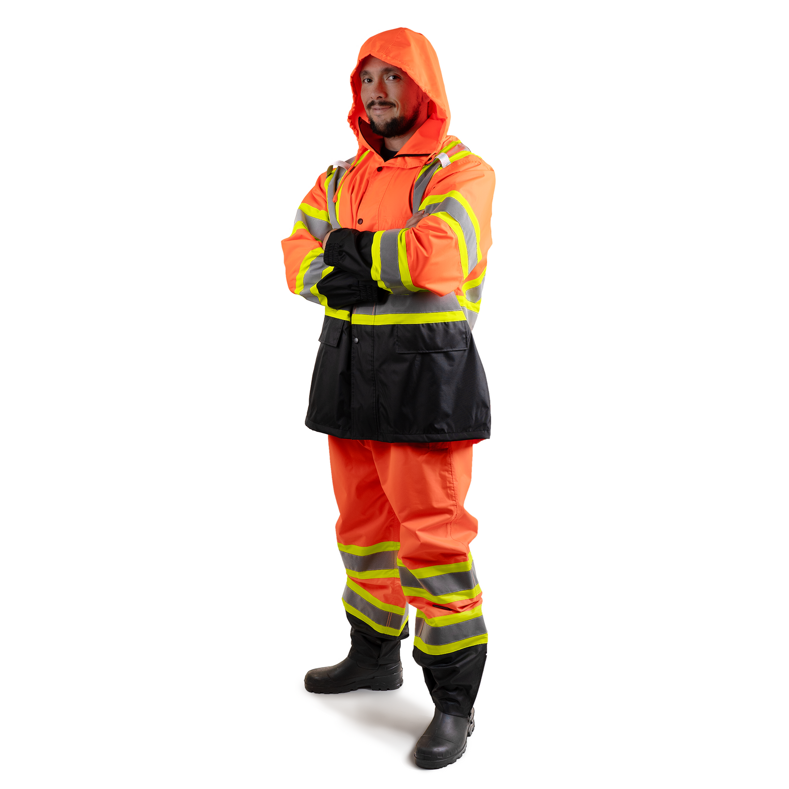 Worket wearing a JORESTECH safety rain set with contracting strips and X on the back