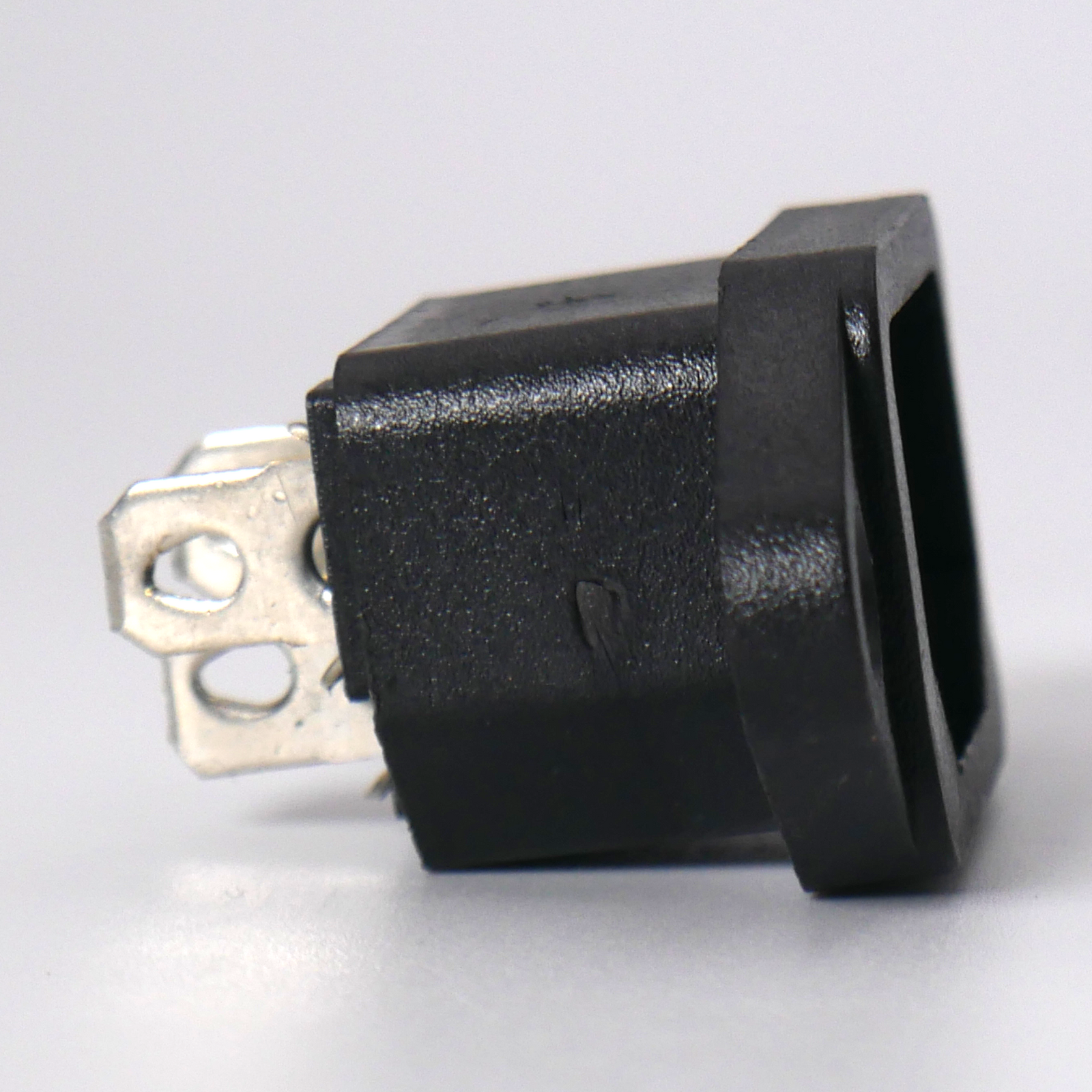 Power Receptacle replacement part for continuous band sealers