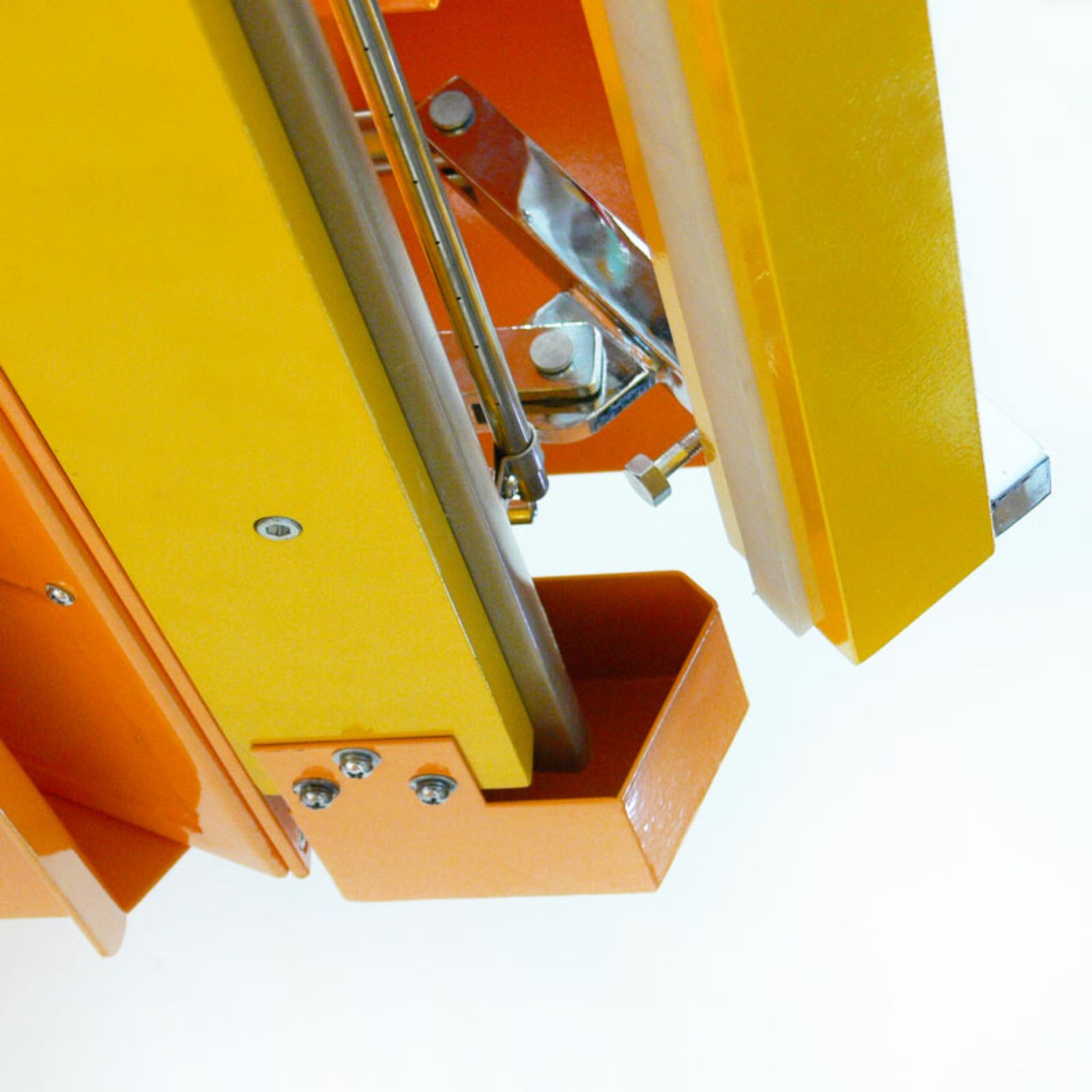 Close-up of the jaw of the Pneumatic foot bag sealers