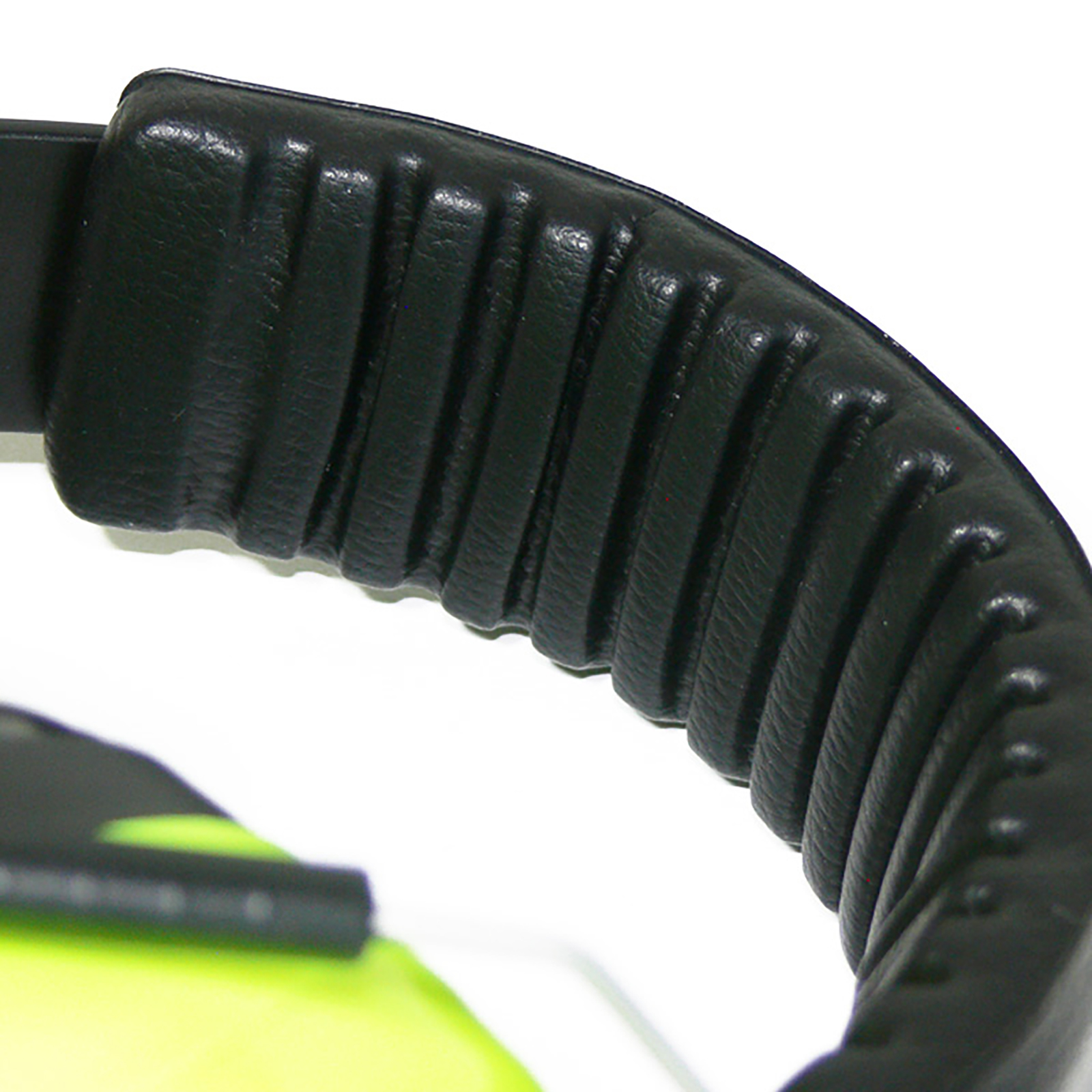 close up of the soft padded black hear band of the JORESTECH ANSI compliant Ear muff