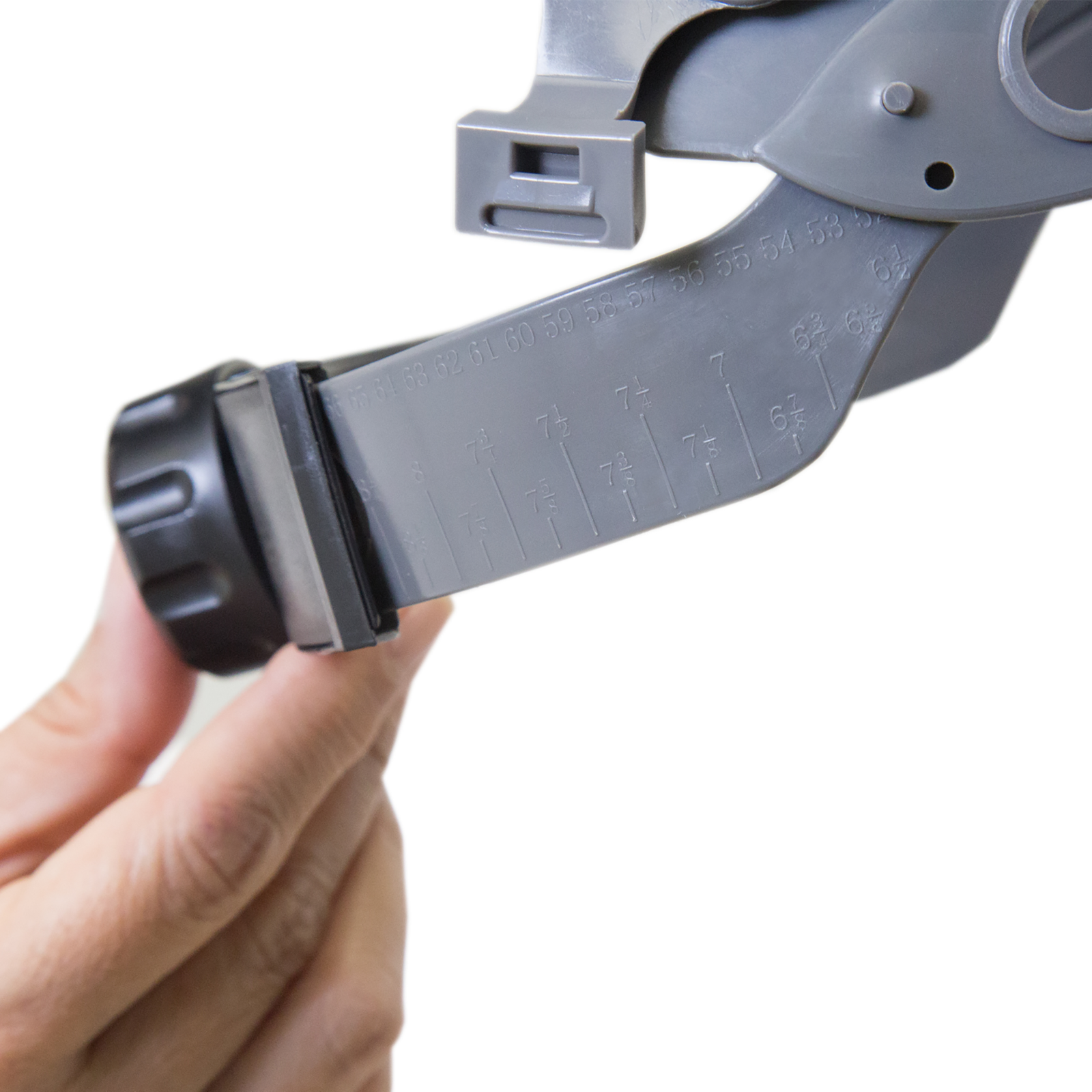 Close-up of the ratchet suspension turn knob for size adjustment