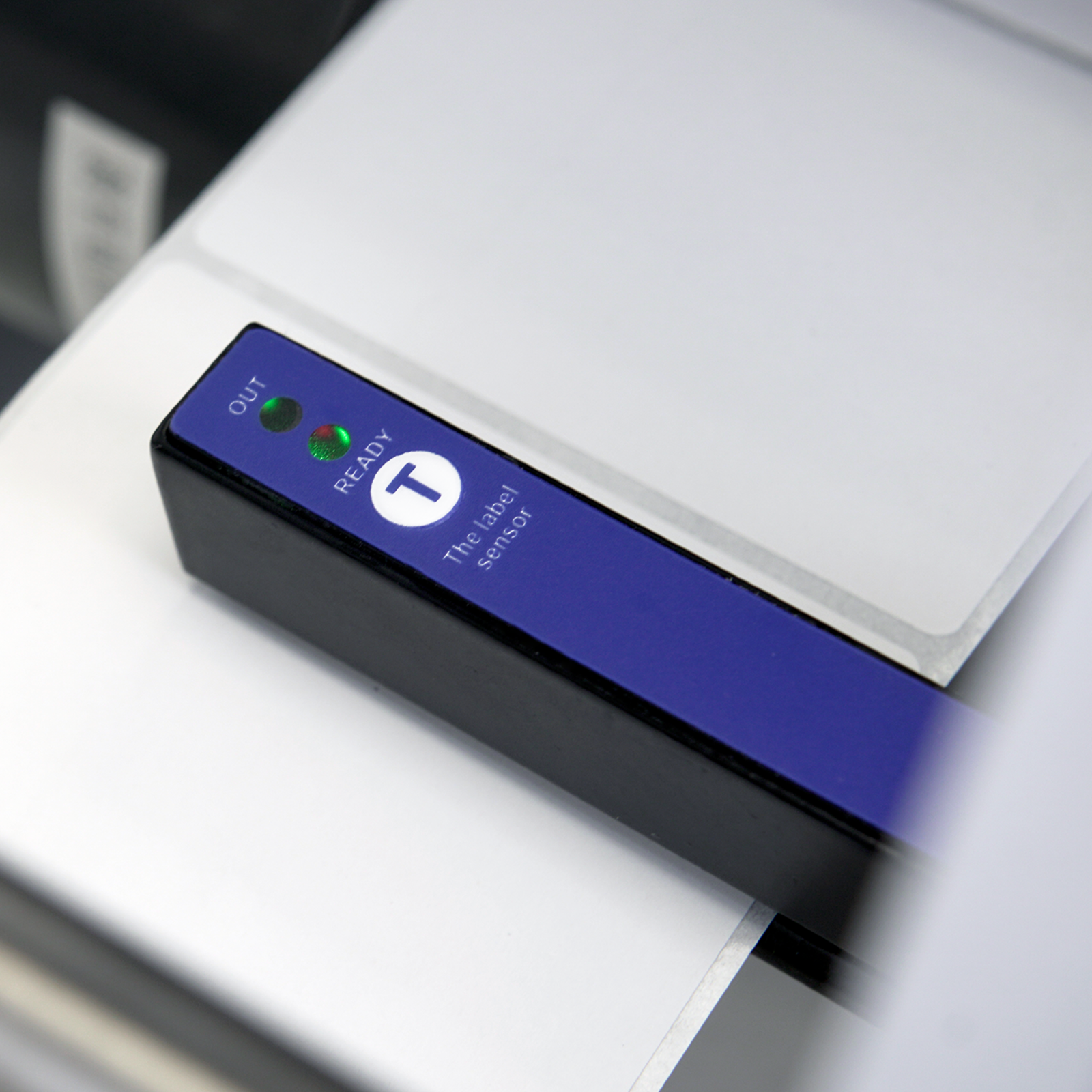 Fast Package Label Reader Semi-Automatic Label Applicator for Round Containers | Technopack Corp ...